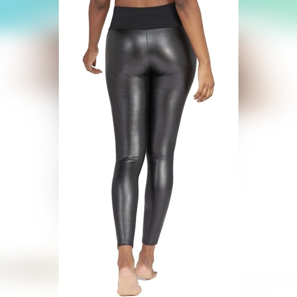 Assets by SPANX Faux Leather Leggings Sz M *NWOT* - Picture 2 of 7